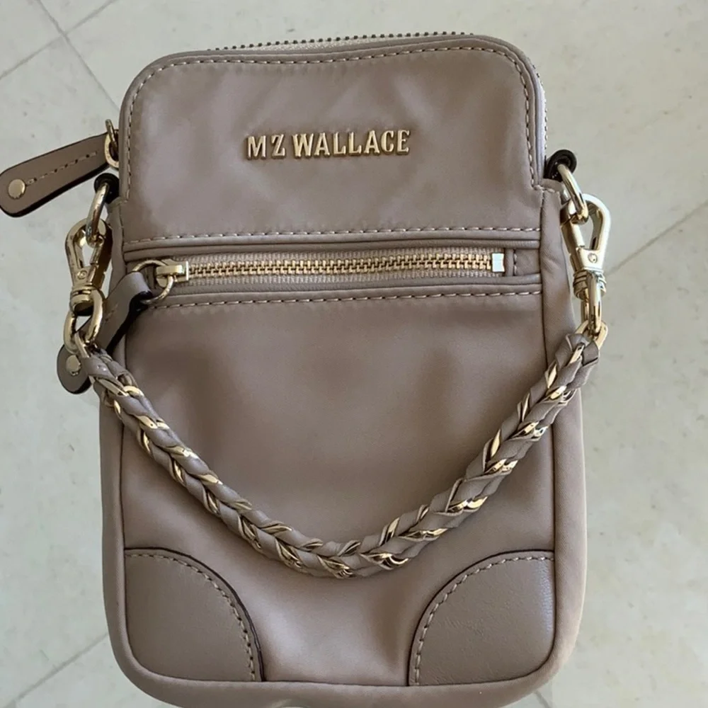 MZ Wallace Tan Crossbody Bag with Adjustable Strap and Everyday Style - Picture 5 of 9